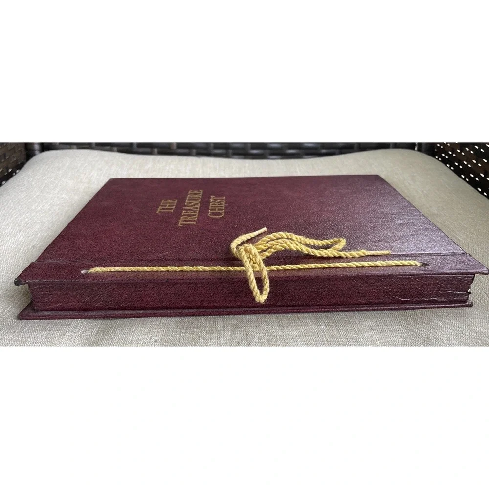 The Treasure Chest Charles L. Wallis 1965 Hardcover Book Vintage Inspirational